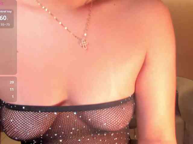EmilyJohnson1 webcam