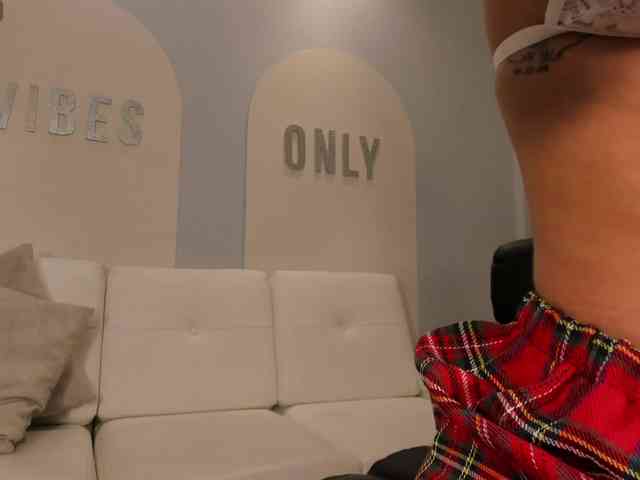 EmilyJohnson1 EmilyJohnson1