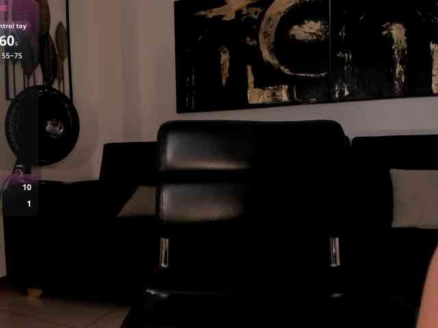 EmilyJohnson1 webcam