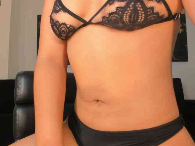 EmilyJohnson1 webcam