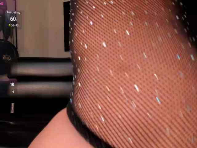 EmilyJohnson1 webcam