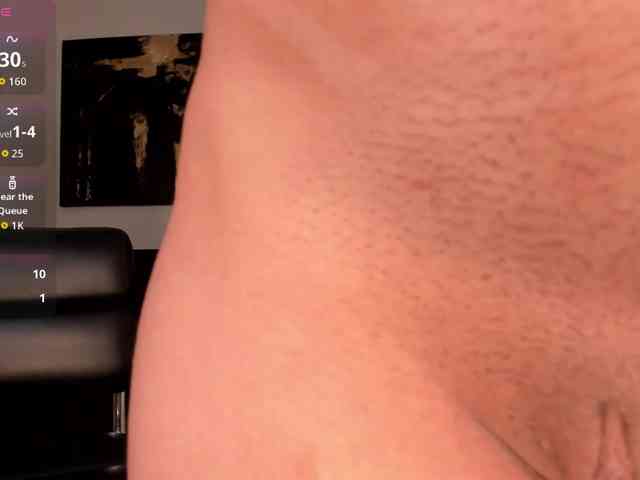 EmilyJohnson1 webcam