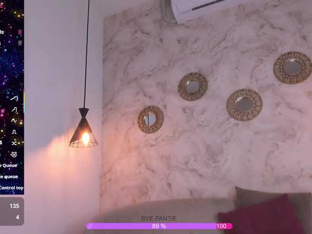 Saraa-stone's BongaCams show and profile