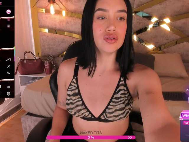 Saraa-stone's BongaCams show and profile