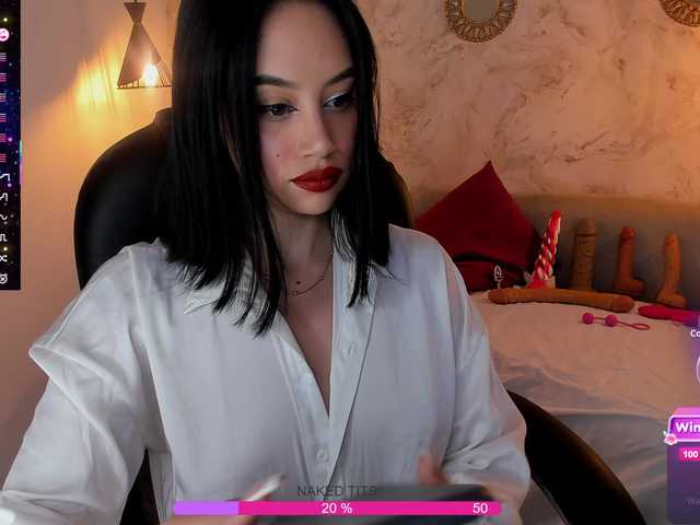 Saraa-stone's BongaCams show and profile