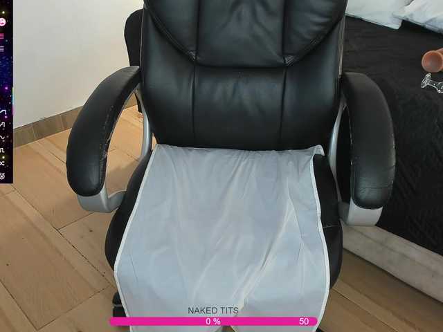 Saraa-stone's BongaCams show and profile