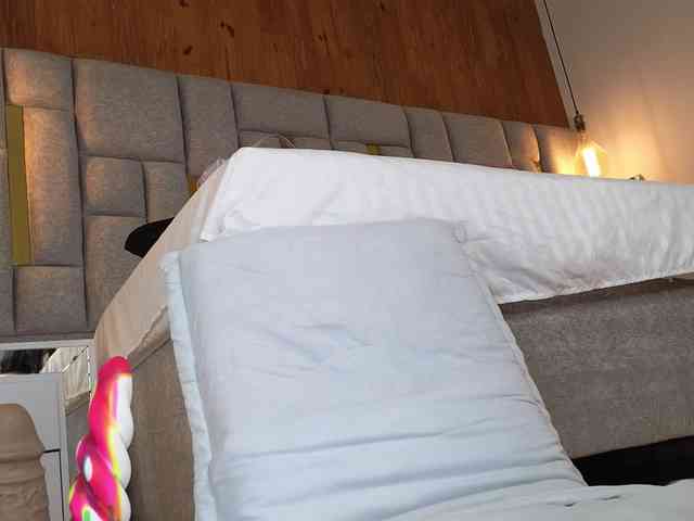 Saraa-stone Saraa-stone