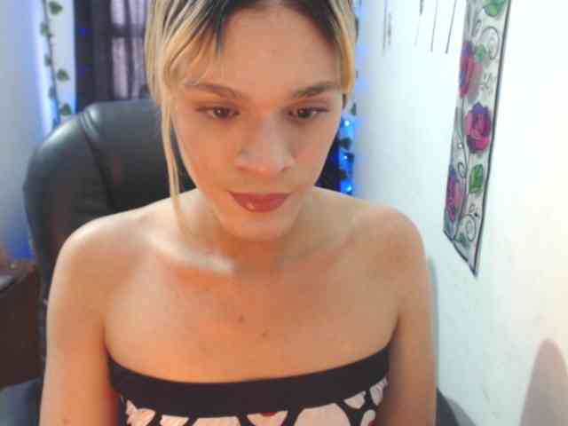 auroraaddams Live Webcam on BongaCams