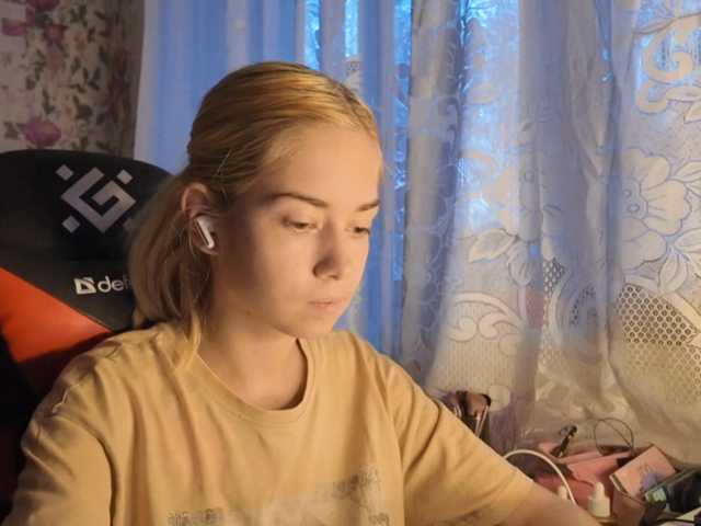 KayleneTemplet from BongaCams