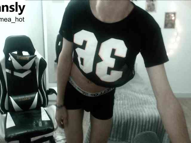 felixhill69 Live Webcam on BongaCams