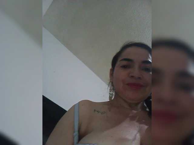 Cute Berseker- wants you to fuck her body now Berseker- from BongaCams