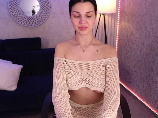 KamilaVibes's BongaCams show and profile