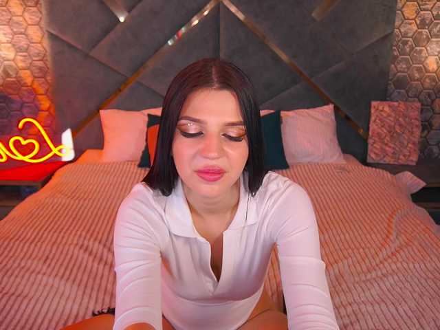  KamilaVibes chat room