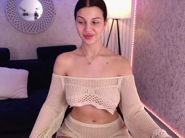 KamilaVibes's BongaCams show and profile