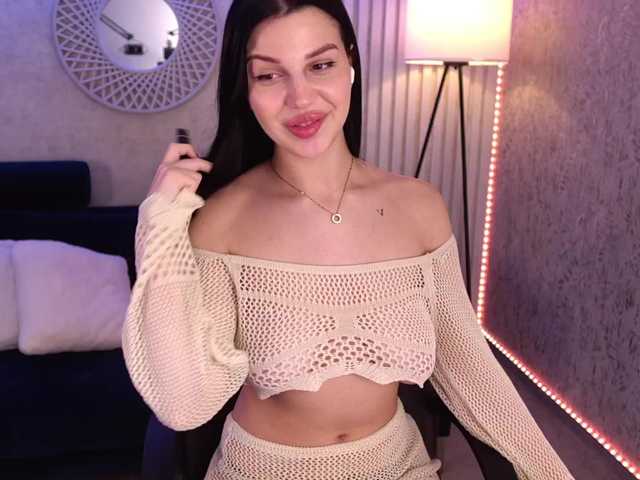 KamilaVibes's BongaCams show and profile