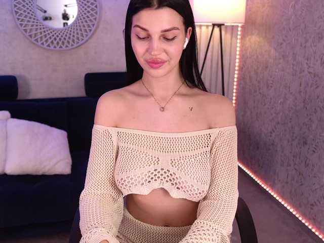 KamilaVibes's BongaCams show and profile