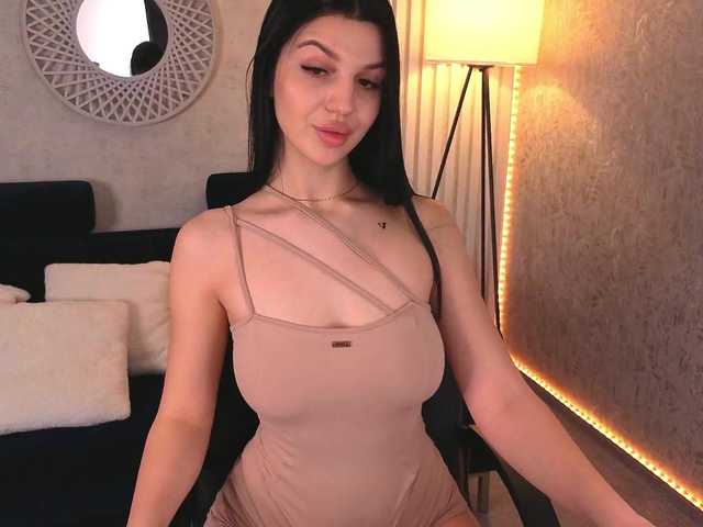 KamilaVibes – webcam model profile photo