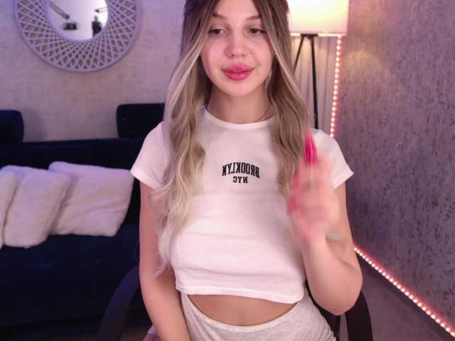 KamilaVibes's BongaCams show and profile