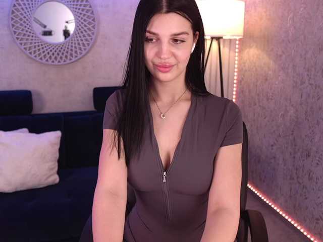 KamilaVibes's BongaCams show and profile