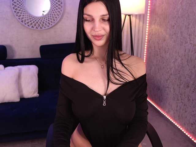 KamilaVibes's BongaCams show and profile