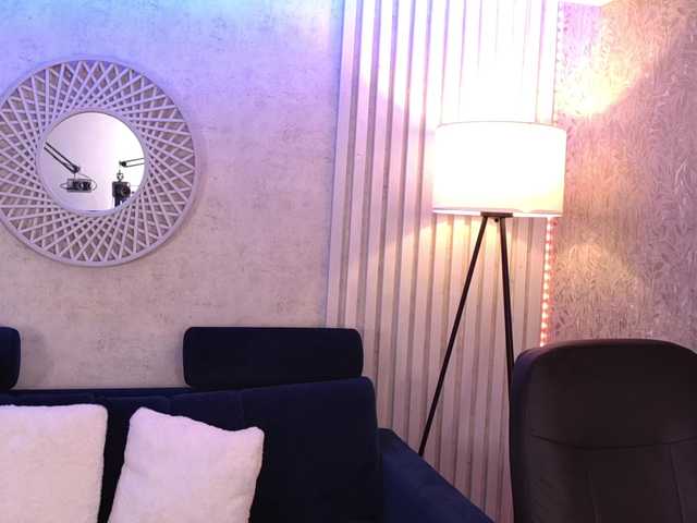 KamilaVibes's BongaCams show and profile