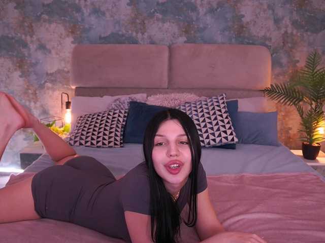 KamilaVibes's BongaCams show and profile