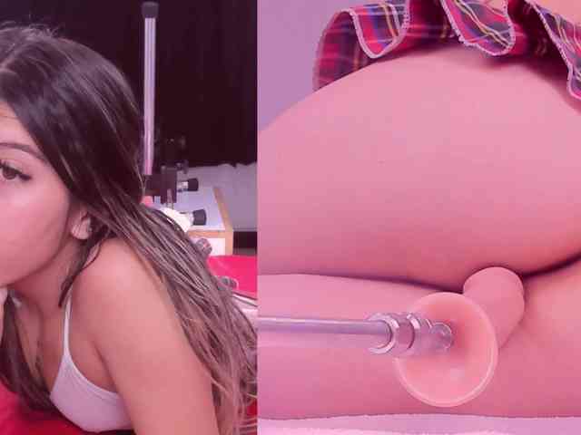 Shannel-Cassie webcam
