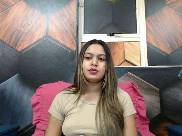 IndianClassic Live Webcam on BongaCams