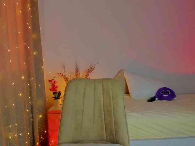 MiaKhallirae MiaKhallirae