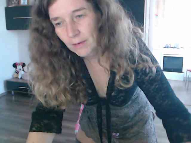 SophiaBoone webcam