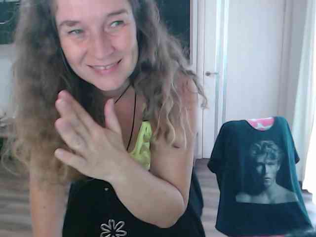 SophiaBoone webcam