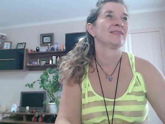 SophiaBoone webcam