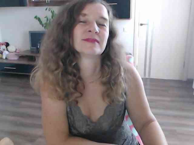 SophiaBoone webcam