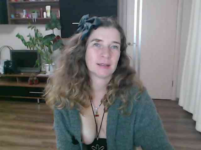 SophiaBoone webcam