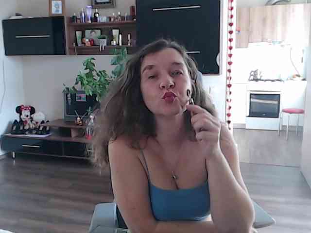 SophiaBoone webcam