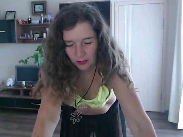 SophiaBoone webcam