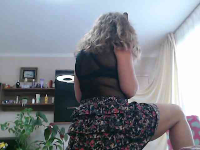 SophiaBoone webcam