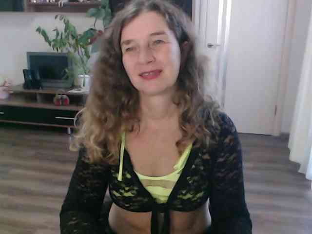 SophiaBoone webcam