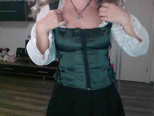 SophiaBoone webcam