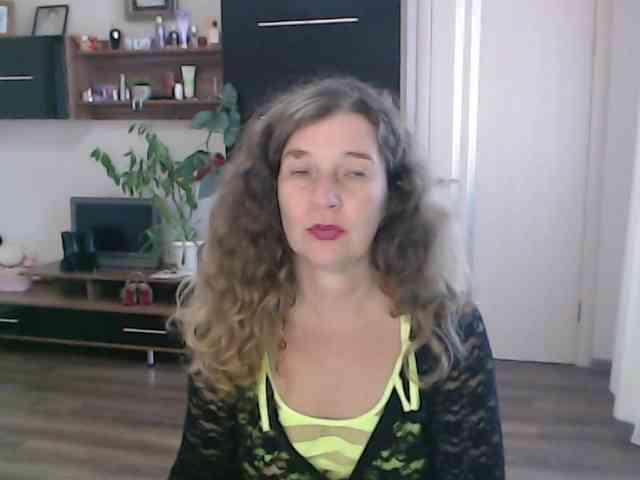 SophiaBoone webcam