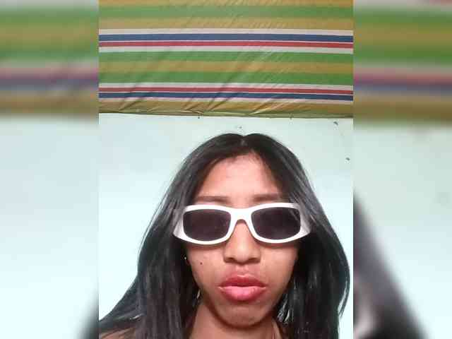 Модель: Nihsexy