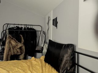 LisaJohnson Porn Show