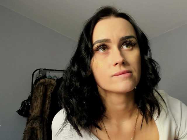 LisaJohnson's BongaCams show and profile