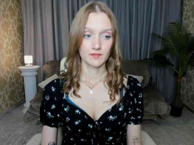 GentleTouchi Live Webcam on BongaCams