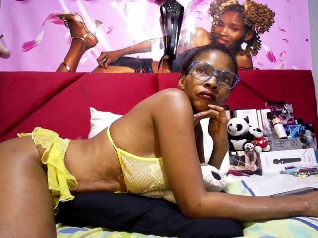 Ntombie's BongaCams show and profile