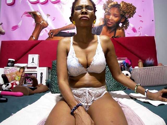 Ntombie's BongaCams show and profile