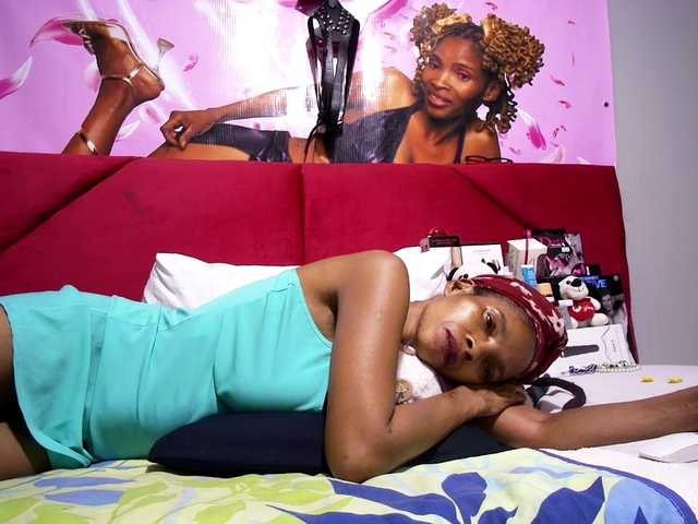 Ntombie's BongaCams show and profile