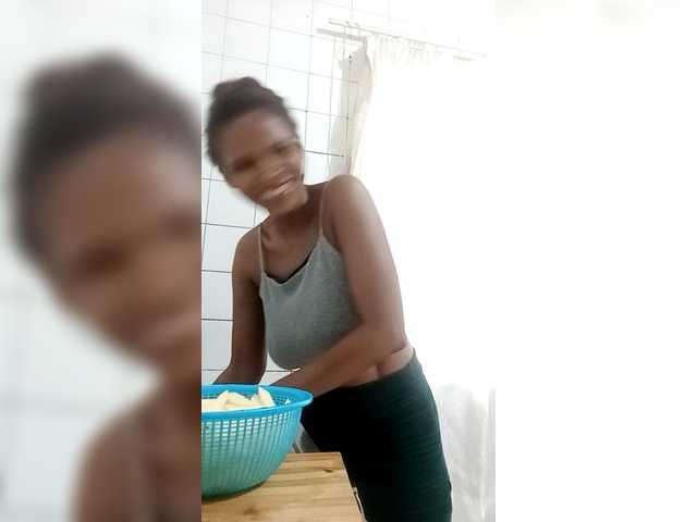 Ntombie's BongaCams show and profile