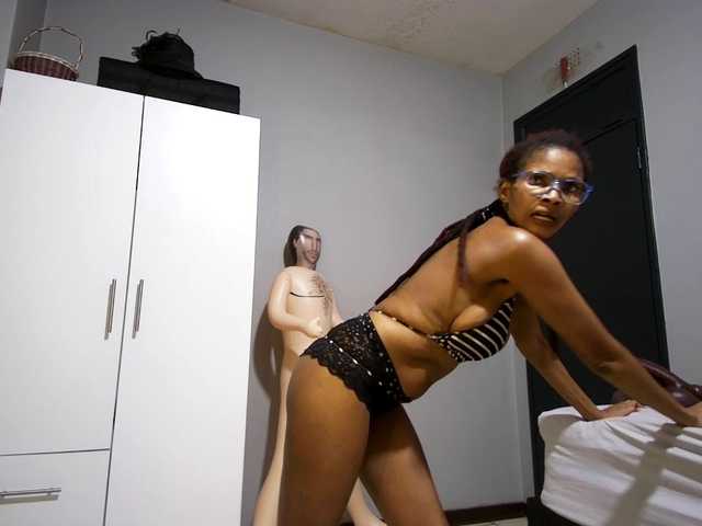 Ntombie's BongaCams show and profile