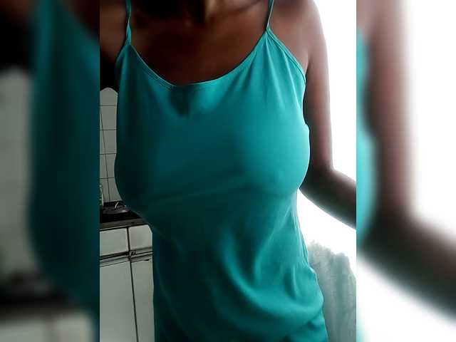 Ntombie's BongaCams show and profile